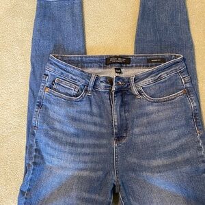 Judy Blue Women's Classic Blue Skinny Jeans